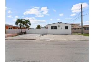 1370 W 29th St a, Hialeah, FL 33012, - MLS#A12009726