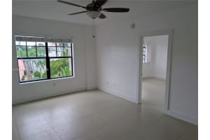 934 Michigan Ave APT 309, Miami Beach, FL 33139, - MLS#A12009731