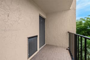 3300 W Rolling Hills Cir APT 510, Davie, FL 33328, - MLS#A12009761