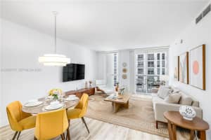 253 Ne 2nd St 1606, Miami