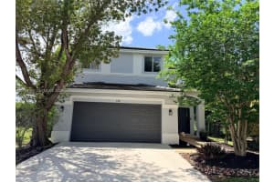 980 Golden Cane Dr, Weston