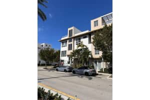 10471 NW 66th St, Doral, FL 33178, - MLS#A12009785