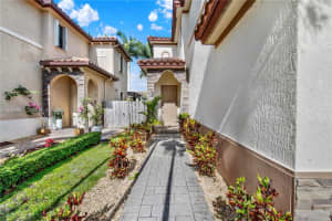 560 SE 33rd Terrace, Homestead, FL 33033, - MLS#A12009803