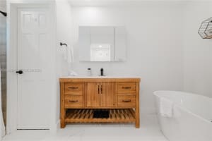 1106 N 13th Ct, Hollywood, FL 33019, - MLS#A12009811