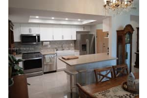 9805 NW 52nd St APT 509, Doral, FL 33178, - MLS#A12009829