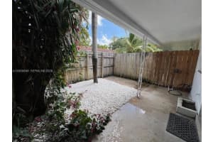 590 NW 40th Ct APT 3, Oakland Park, FL 33309, - MLS#A12009846