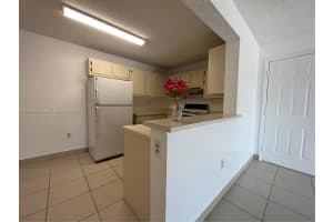 204 Palm Cir W, Pembroke Pines, FL 33025, - MLS#A12009858