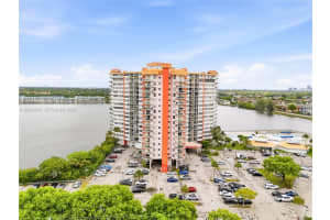 1301 Ne Miami Gardens Dr 315w, Miami