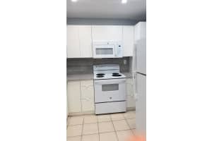 16465 NE 22nd Ave APT 105, North Miami Beach, FL 33160, - MLS#A12009861