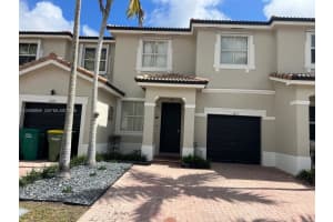 1017 Ne 42nd Ave 1017, Homestead