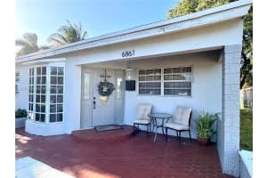 6861 Freedom St, Hollywood, FL 33024, - MLS#A12009884