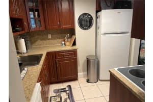 2935 NE 163rd St APT 3R, North Miami Beach, FL 33160, - MLS#A12009889