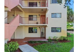 7451 Nw 16th St 110, Plantation