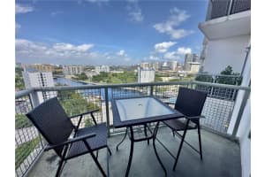 10 Sw South River Dr 1607, Miami