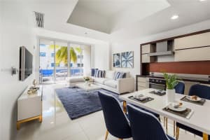 2100 Park Ave 108, Miami Beach