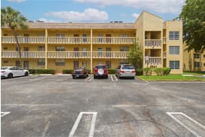 5961 Nw 61st Ave 111, Tamarac