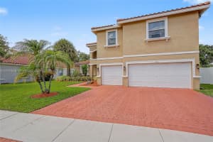 18901 SW 15th St, Pembroke Pines, FL 33029, - MLS#A12010058