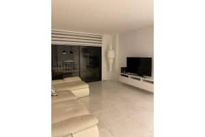 200 SE 15th Rd APT 7I, Miami, FL 33129, - MLS#A12010079