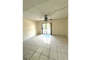 2260 W 53rd Pl APT 7, Hialeah, FL 33016, - MLS#A12010083