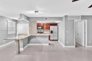 2881 N Oakland Forest Dr 105, Oakland Park