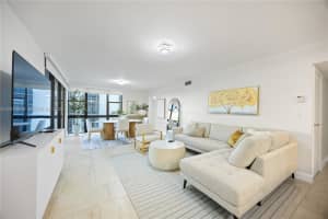 20379 W Country Club Dr APT 1239, Aventura, FL 33180, - MLS#A12010096