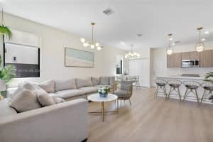 8368 Central Park Blvd, Doral, FL 33166, - MLS#A12010140