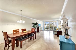 2501 S Ocean Dr APT 414, Hollywood, FL 33019, - MLS#A12010146