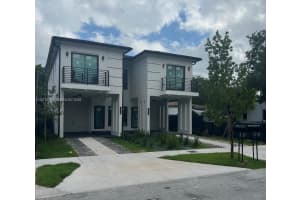 1818 Nw 49 St, Miami