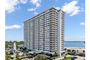 300 Bayview Dr APT 605, Sunny Isles Beach, FL 33160, - MLS#A12010188