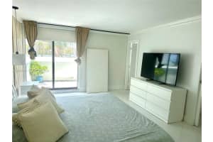 1800 Collins Ave APT 5D, Miami Beach, FL 33139, - MLS#A12010191