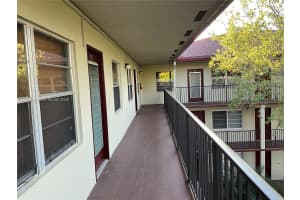 150 SW 134th Way APT 304R, Pembroke Pines, FL 33027, - MLS#A12010192
