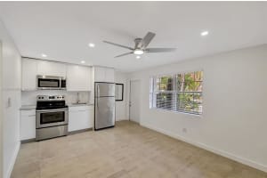 345 Michigan Ave APT 23, Miami Beach, FL 33139, - MLS#A12010202