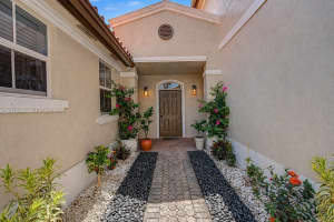 14231 NW 83rd Ave, Hialeah, FL 33016, - MLS#A12010222
