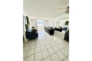 1990 Marseille Dr 303, Miami Beach