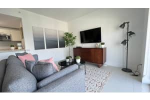 1300 Brickell Bay Dr APT 3400, Miami, FL 33131, - MLS#A12010272