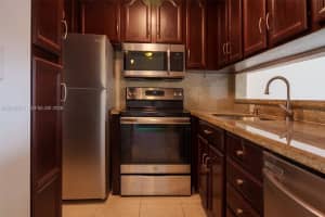 2935 NE 163rd St Apt 5t, North Miami Beach, FL 33160, - MLS#A12010273