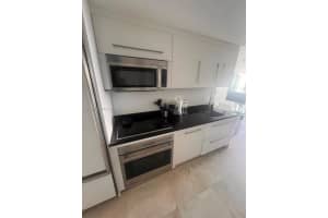 475 Brickell Ave APT 4508, Miami, FL 33131, - MLS#A12010274