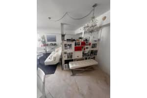 475 Brickell Ave APT 4508, Miami, FL 33131, - MLS#A12010274