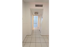 4655 Palm Ave APT 124, Hialeah, FL 33012, - MLS#A12010281