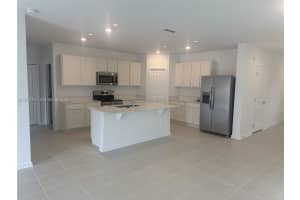 5423 Meadow Walk Dr, Davenport, FL 33837, - MLS#A12010310