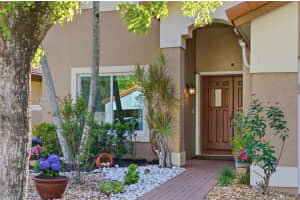 5531 NW 50th Way, Coconut Creek, FL 33073, - MLS#A12010317