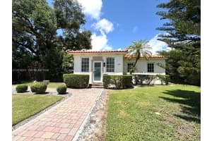 11 Veragua Ave #11, Coral Gables, FL 33134, - MLS#A12010331