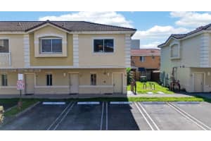 7995 Nw 8th St 100c, Miami