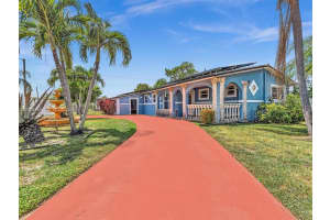 4301 Nw 185th St, Miami Gardens 4301 Nw 185th St, Miami Gardens