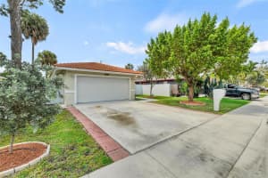 2762 NW 9th Ct, Fort Lauderdale, FL 33311, - MLS#A12010373