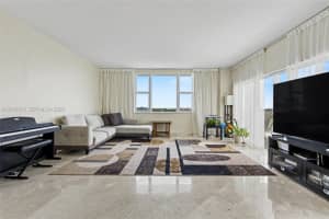 3800 Hillcrest Dr APT 1211, Hollywood, FL 33021, - MLS#A12010376