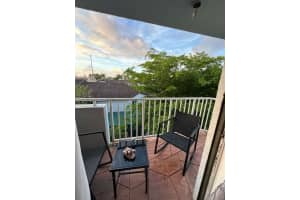 8261 NW 8th St APT 423, Miami, FL 33126, - MLS#A12010382