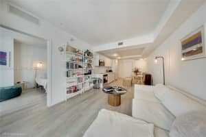 55 SW 9th St Apt 2109, Miami, FL 33130, - MLS#A12010405