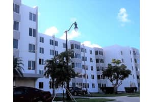 250 180th Dr 308, Sunny Isles Beach