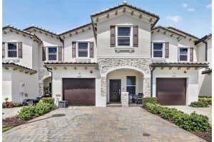 2691 Nw 55th Way, Lauderhill